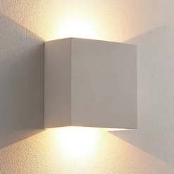 Lindby Anneke - kantet LED væglampe af gips