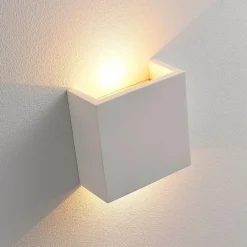 Lindby Anneke - kantet LED væglampe af gips