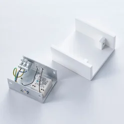 Lindby Anneke - kantet LED væglampe af gips