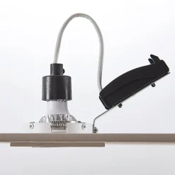 indbygget loftspot Sophia, hvid, kantet^Arcchio Hot