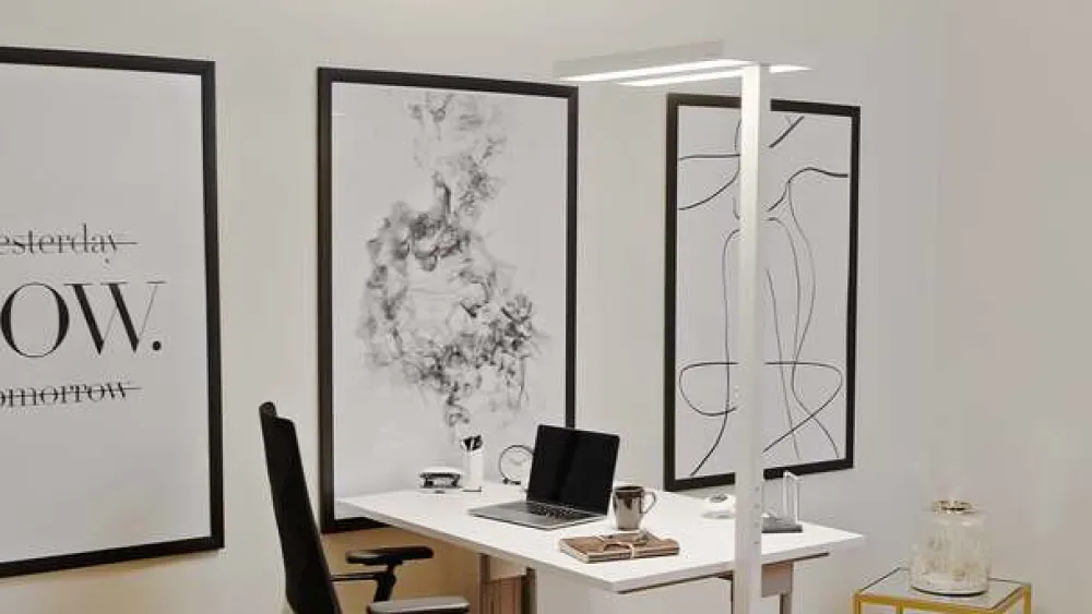 Arcchio LED-gulvlampe Logan Pro, hvid, sensor, dæmpbar