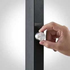 LED-gulvlampe Logan Pro, sort, sensor, dæmpbar^Arcchio New