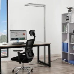 Arcchio Nelus LED-gulvlampe, bevægelsessensor