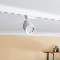 Arcchio Skinnesystem>skinnespot Brinja, hvid, Ø 7 cm, 3-faset, GU10