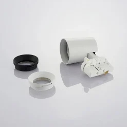 Arcchio skinnespot Iavo, hvid, 13 cm, 3-faset, GU10