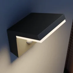 udendørs LED-væglampe Yolena, sensor, antracit, aluminium^Arcchio Discount