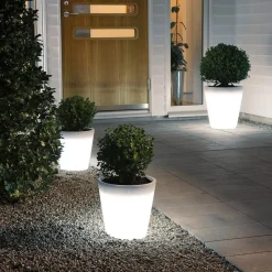 Konstsmide Assisi LED-blomsterpotte, belyst, Ø 28 cm