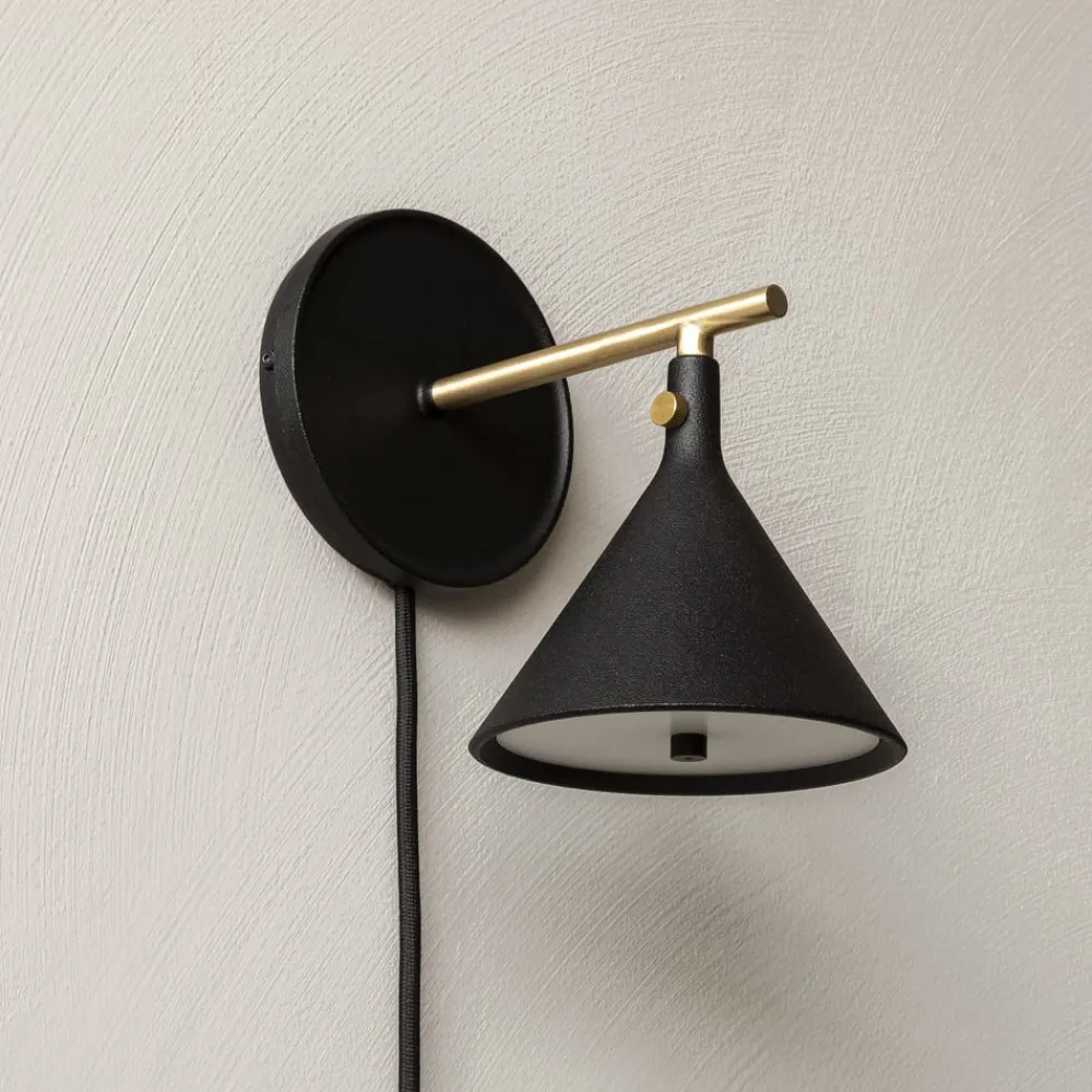 Audo Copenhagen Væg- Og Spejllamper>Audo LED-væglampe Cast, sort, IP44, dæmper, stik