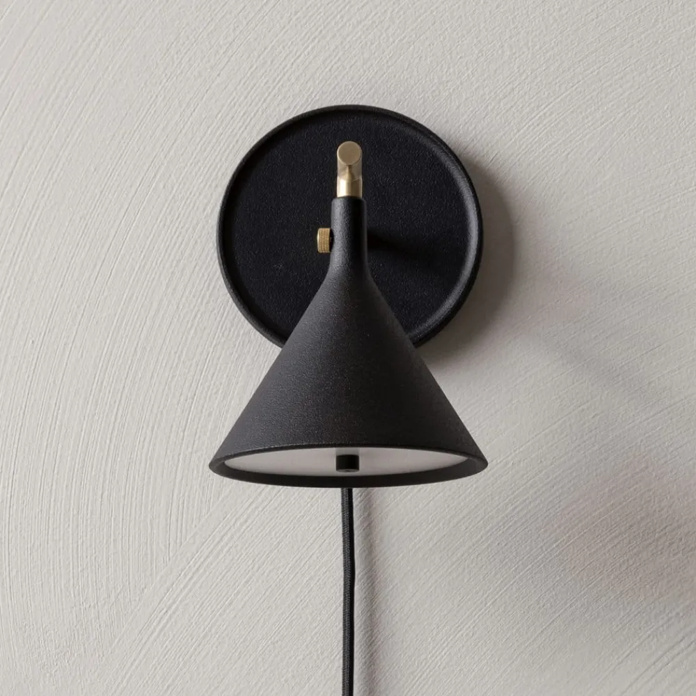 Audo Copenhagen Væg- Og Spejllamper>Audo LED-væglampe Cast, sort, IP44, dæmper, stik