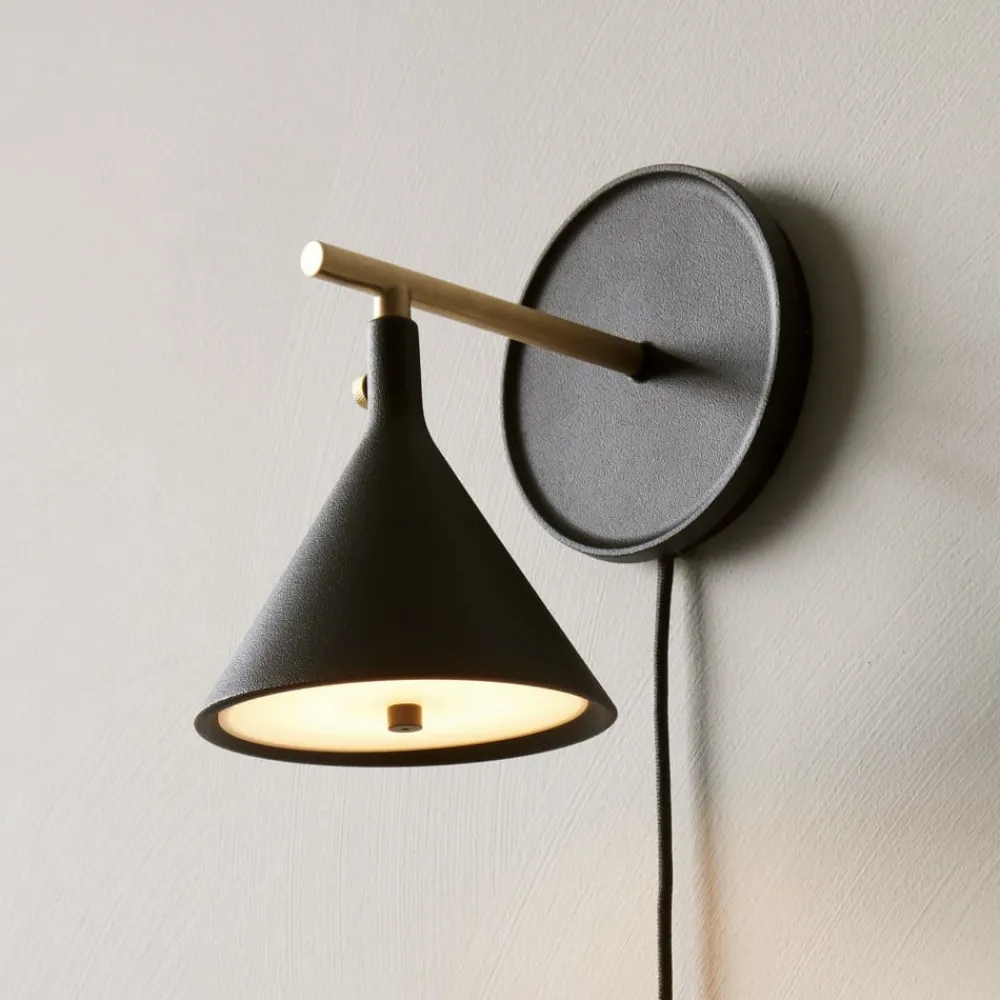 Audo Copenhagen Væg- Og Spejllamper>Audo LED-væglampe Cast, sort, IP44, dæmper, stik