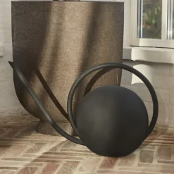 AYTM Møbel Og Interiør>Globe vandkande, sort, længde 55,3 cm, aluminium