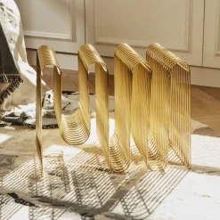 Magasinholder Curva, guld, bredde 40 cm, stål^AYTM Online