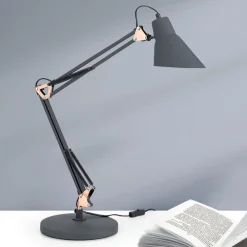 ORION Bachelor bordlampe, tre justeringstrin