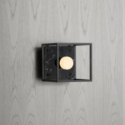 LED-pære E27 5W opal 2.700K dæmpbar^Buster + Punch New