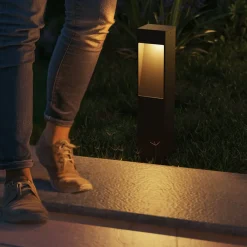 LED-sokkellampe Terni, sort aluminium, IP65^Calex Sale