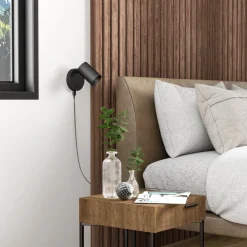 Deko-Light CAN TILT vægspot, sort, Ø 10 cm, metalkontakt USB