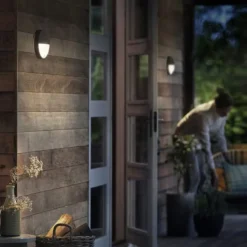 Philips Capricorn - LED-udendørsvæglampe m. bevæg.-sensor