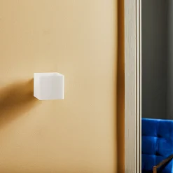 Casablanca Væglamper>Cube - blændingsbeskyttet væglampe