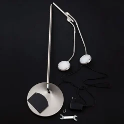 ORION Cobra LED-gulvlampe, 2 lyskilder, mat nikkel