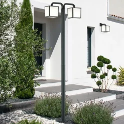 Trio Lighting Cubango LED-lygtepæl med to kubeformede skærme