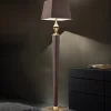 Masiero Darshan gulvlampe med brunt læderovertræk