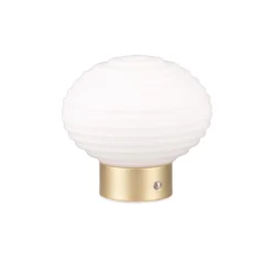 Earl LED genopladelig bordlampe, messing/opal, højde 14,5 cm, glas^Reality Leuchten Online