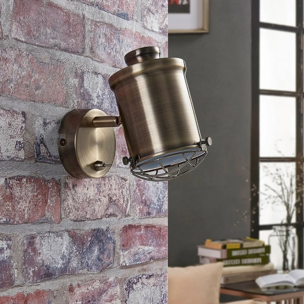 Lindby Ebbi vægspot i antik messing, kan dæmpes