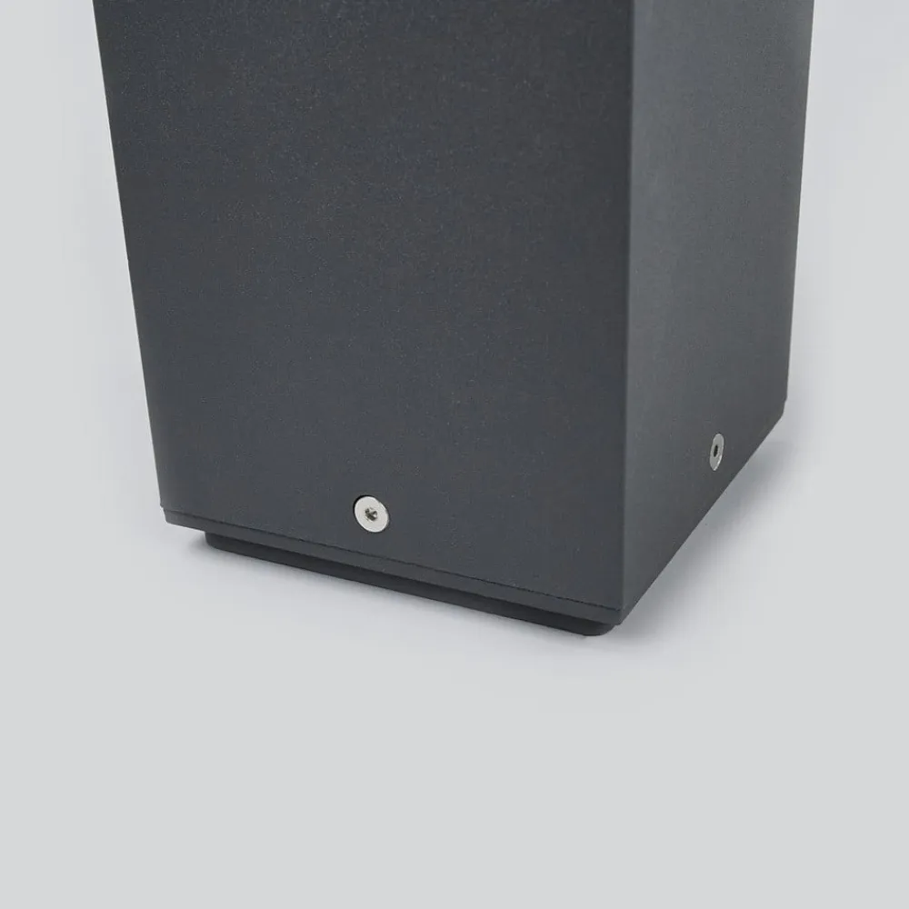 Lucande Gadebelysning>Egon LED pullert med kantet lampekrop