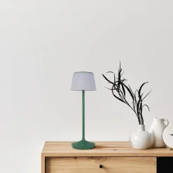 Näve Emmi LED-bordlampe, solcelle, CCT, opladelig, grøn