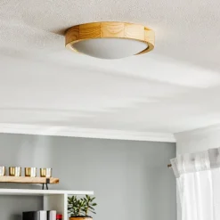 Envostar Zeus loftlampe i træ, fyr, Ø27cm