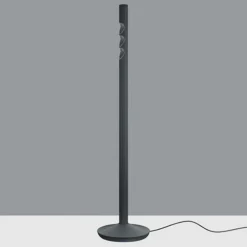 Lucy LED-bordlampe med fod, sort 840^ERCO Online