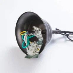 Fascinerende pendellampe Jorve med krystal^Lindby Online