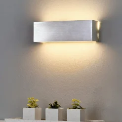 Lindby Firkantet aluminiums LED-væglampe Ranik