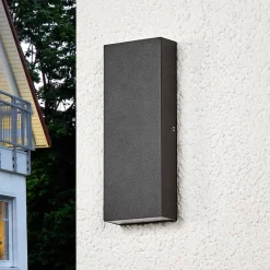 Flad LED-udendørsvæglampe Corda^Lucande Hot