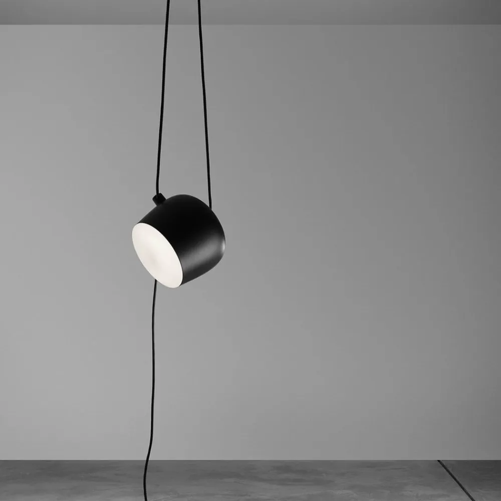 FLOS Pendellamper>Aim LED-designer-pendellampe, sort
