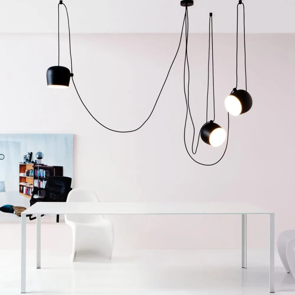 FLOS Pendellamper>Aim LED-designer-pendellampe, sort
