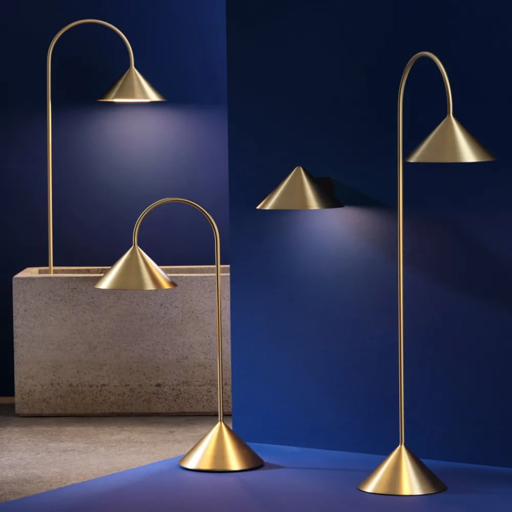 FRANDSEN Udendørs Spot>lampe med jordspyd Grasp, messingfarvet, højde 82 cm