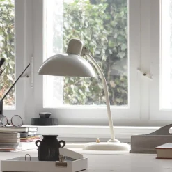 FRITZ HANSEN Arbejdsrum/Kontor>Kaiser Idell 6556-T, blank hvid