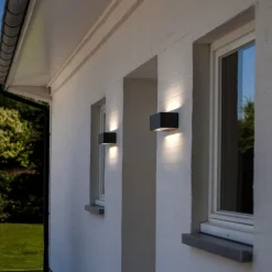 Gemini udendørs LED-væglampe, 22 cm, 3.000 K, sort^LUTEC Discount