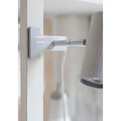 Globen Lighting Arbejdsrum/Kontor>klemmelampe Hubble, sort