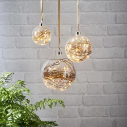 STAR TRADING Glow LED-dekokugle, klar, rattan, Ø 15 cm