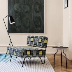 GUBI Gräshoppa trefods gulvlampe, sort