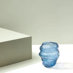Aurora-vase, glas, blå, højde 18 cm^Hübsch Clearance