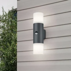 Trio Lighting Væglampe Med Sensor|Væglamper>Hoosic - udendørsvæglampe med bevægelsessensor