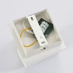 Hvid Iluk spot til væg og loft^Lindby Outlet