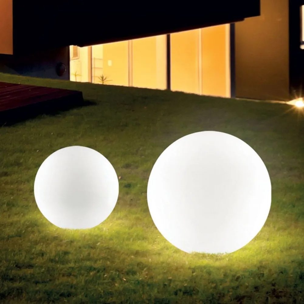 Ideal Lux Sole lampe med jordspyd, hvid, plast, Ø 30 cm^Ideallux Hot