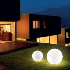 Ideal Lux Sole lampe med jordspyd, hvid, plast, Ø 30 cm^Ideallux Hot