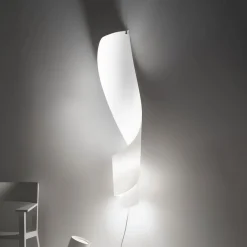 Oop's 1 væglampe af papir^Ingo Maurer