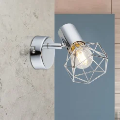 Globo Væglamper>Innovativ designet vægspot Daiva