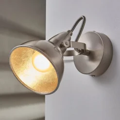 Lindby Julin attraktiv vægspot i vintage look